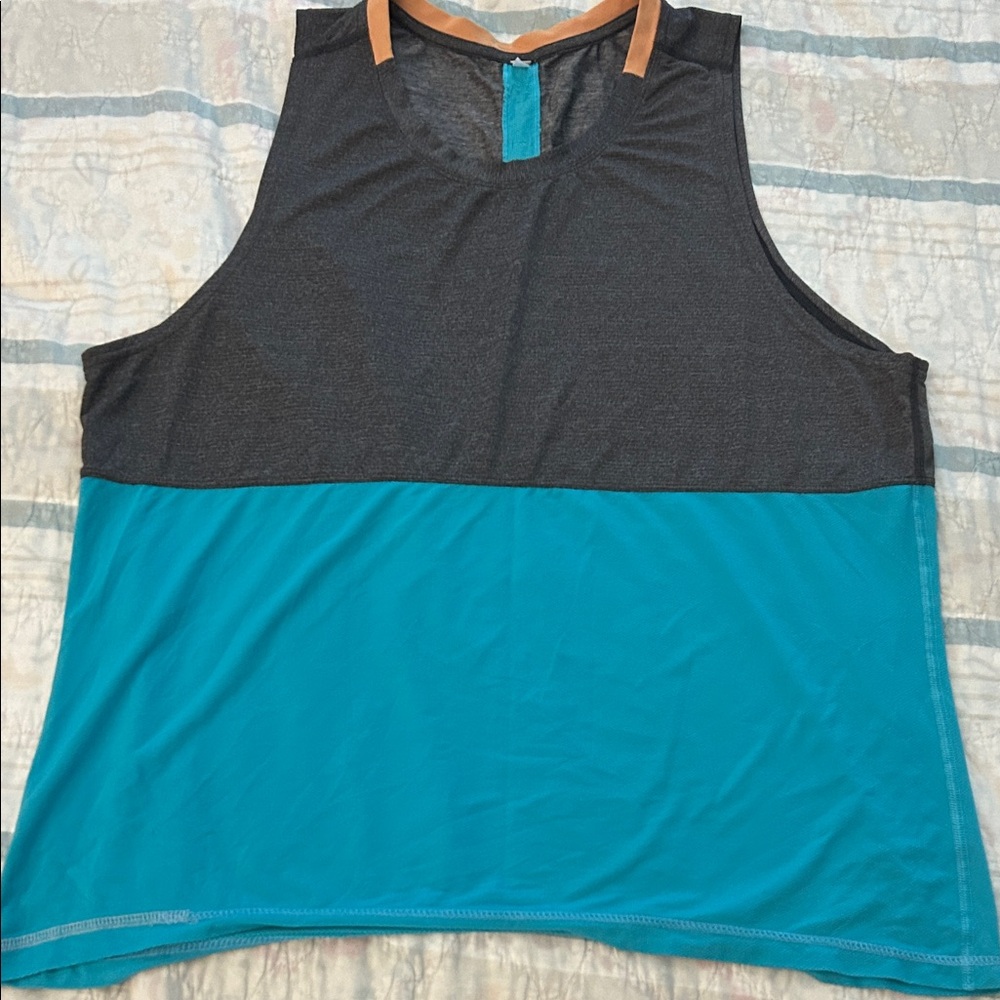 Lululemon Sleeveless Teal and Gray Men's Top